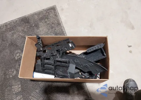 2025 Kia K4 Gt-Line z USA, uszkodzony, nr VIN 3KPFW4DE7SE140644